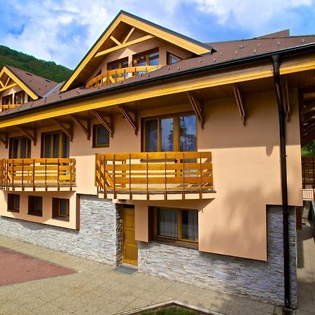 Penzion Adika Mýto pod Ďumbierom Exterior foto
