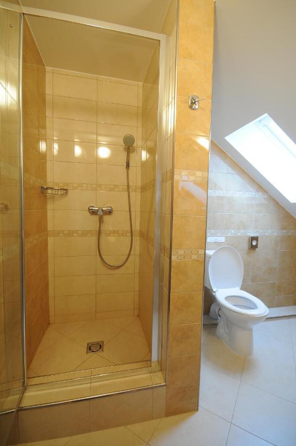 Penzion Adika Mýto pod Ďumbierom Exterior foto