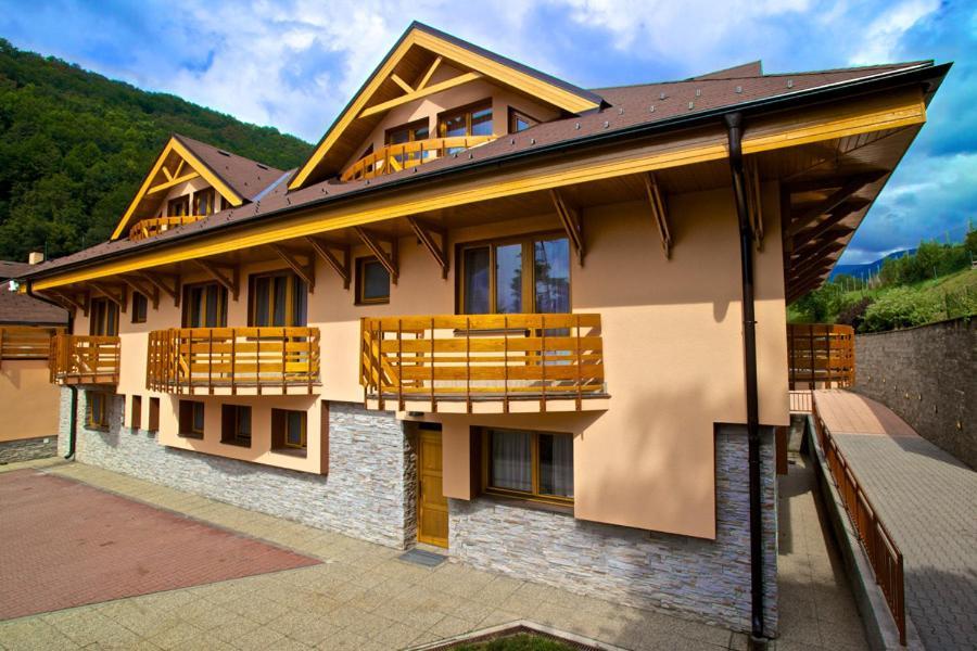 Penzion Adika Mýto pod Ďumbierom Exterior foto