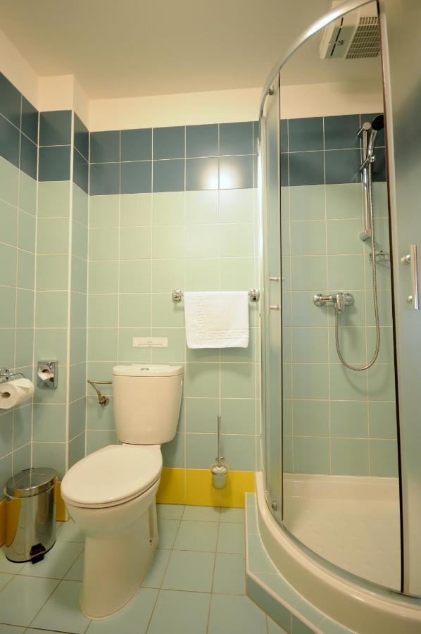 Penzion Adika Mýto pod Ďumbierom Exterior foto
